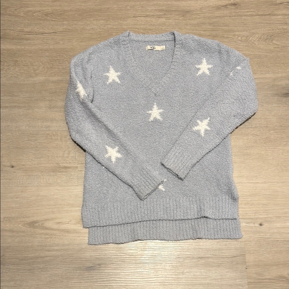 UGG Light Blue V-Neck Sweater with White Stars